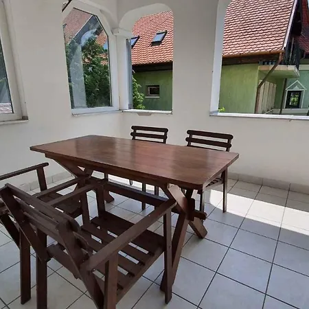 Two-bedroom Near Appartement *