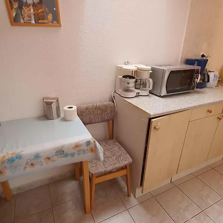 Two-bedroom Near Appartement