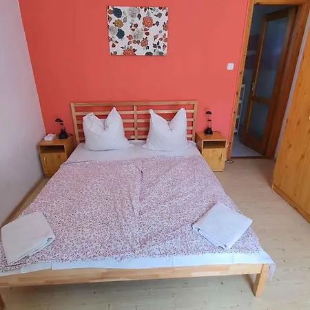 Appartamento Two-bedroom Near *